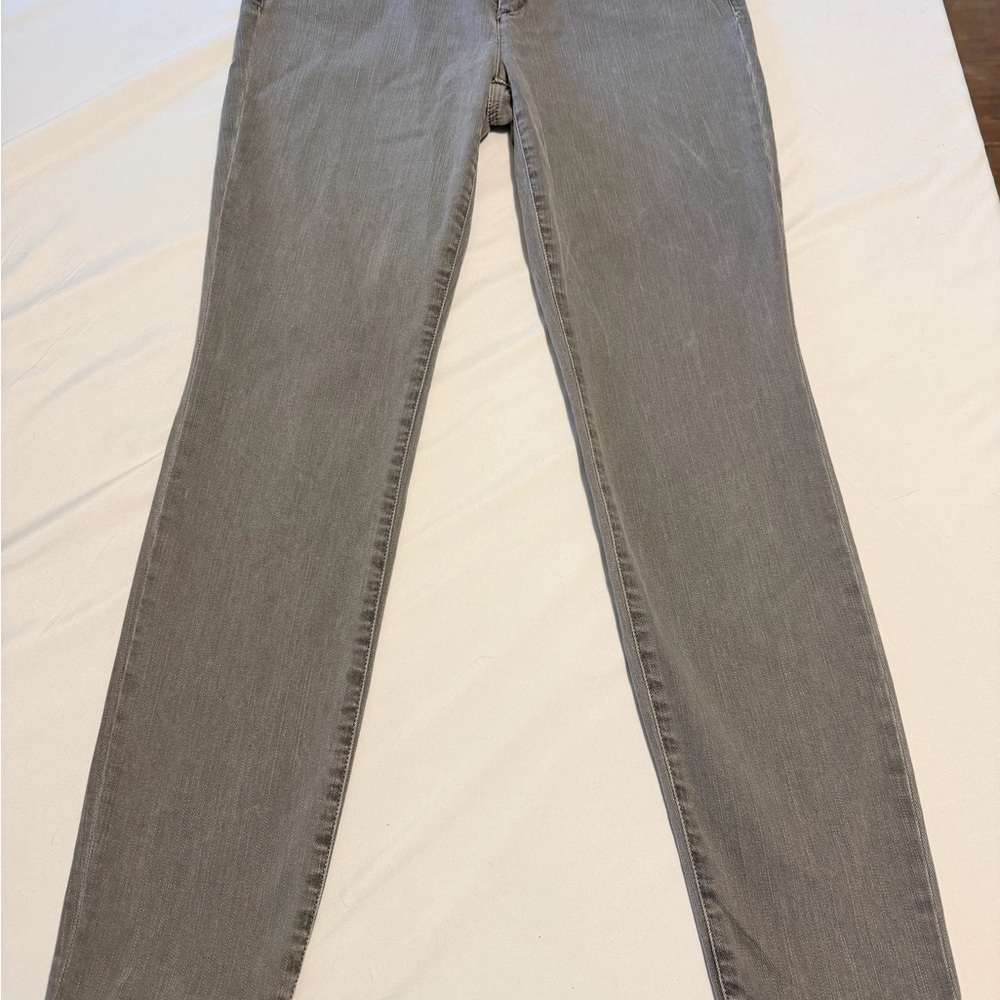 Victoria's Secret Mid Rise Gray Skinny Jeans Soft Stretchy Classic